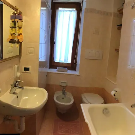 Anemone Rosso Apartament *